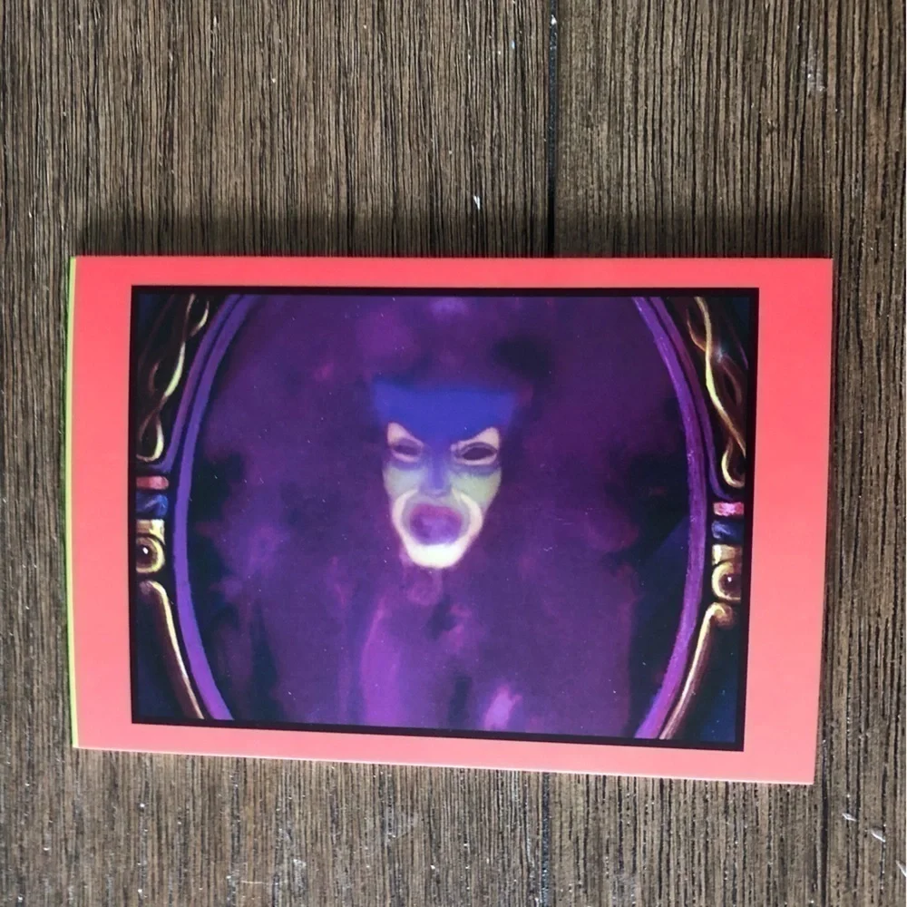 Disney Villains Postcards: Snow White: Evil Queen 8 pack.